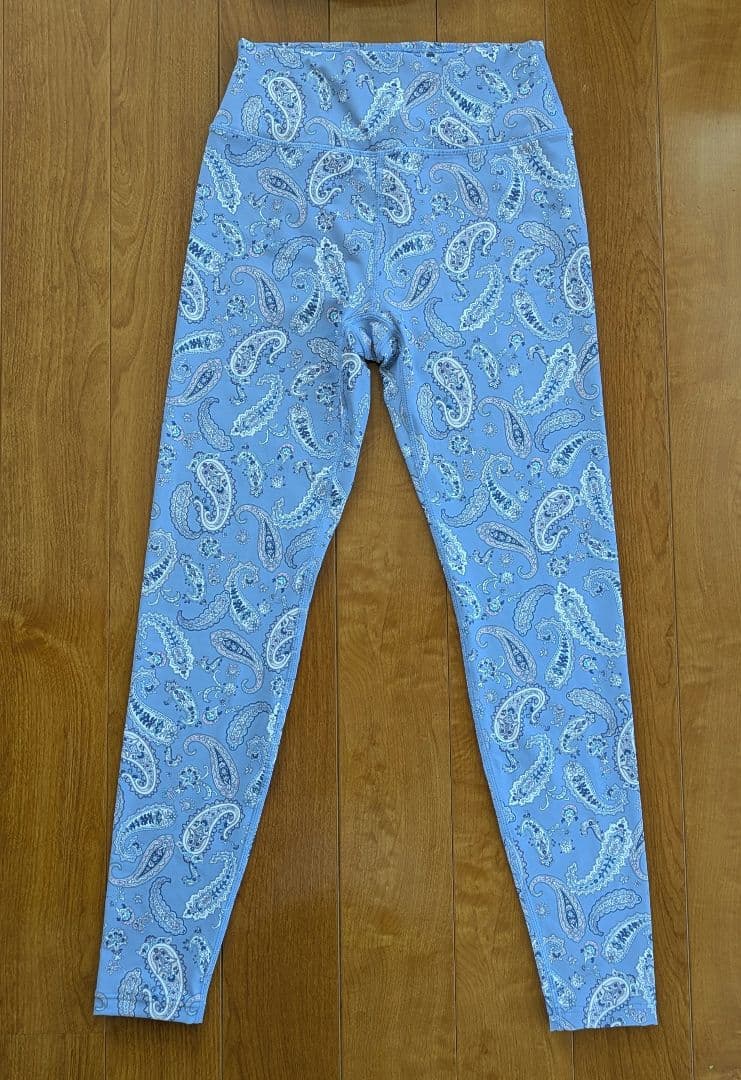 チャコット　ペイズリープリント　ヨガウェア　セットアップ　Mサイズ