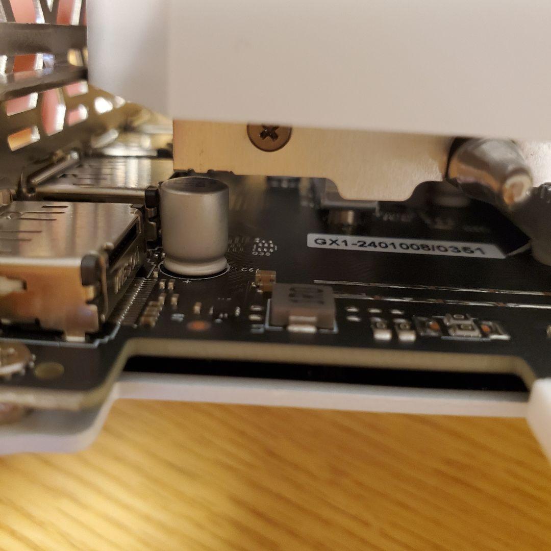 RTX 4060 8GB グラボ 玄人志向 NVIDIA GEFORCE 白色