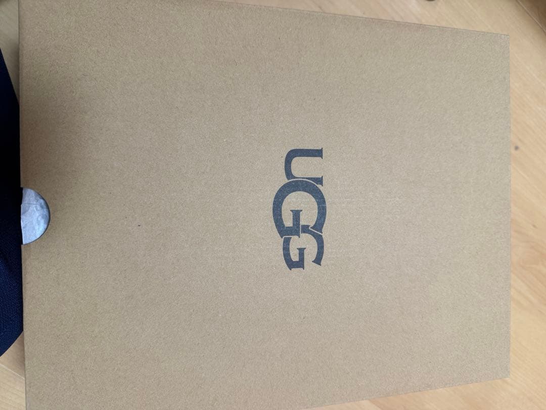 靴 UGG Classic Ultra Mini