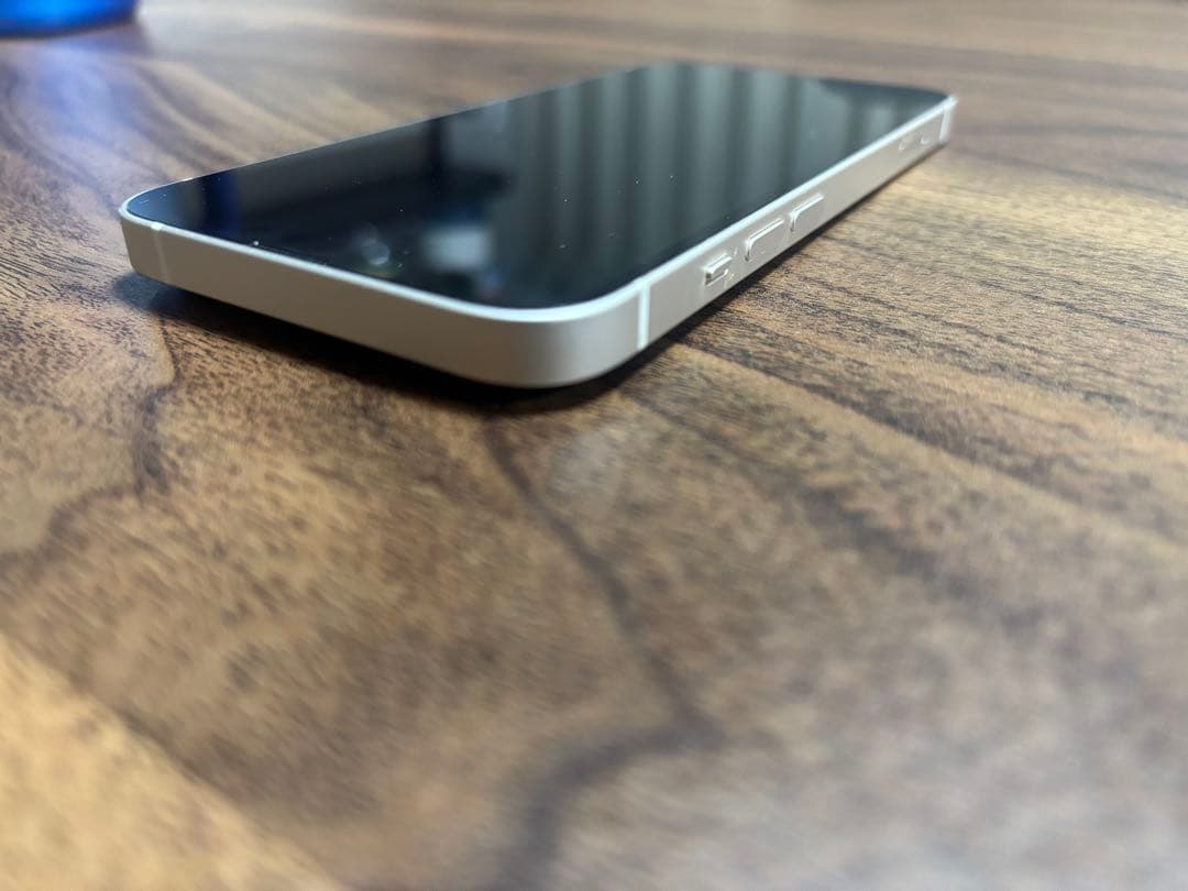 Apple iPhone 13 ホワイト 128GB 美品