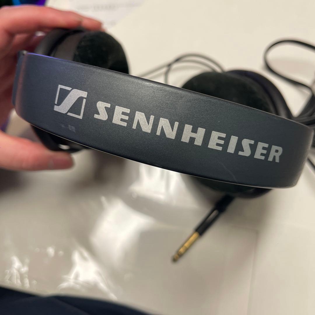 【引越しセール中！】 Sennheiser HD 580 Precision