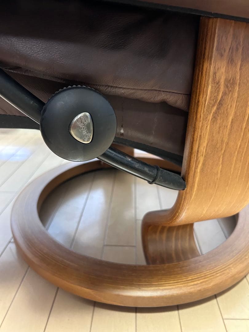 ②エコーネスEKORNES レノRENO ストレスレスチェア