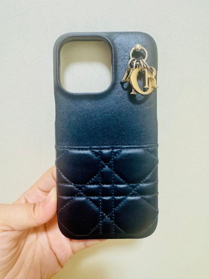 正規品Dior キルティング iPhone 15 Pro Maxケース ブラック