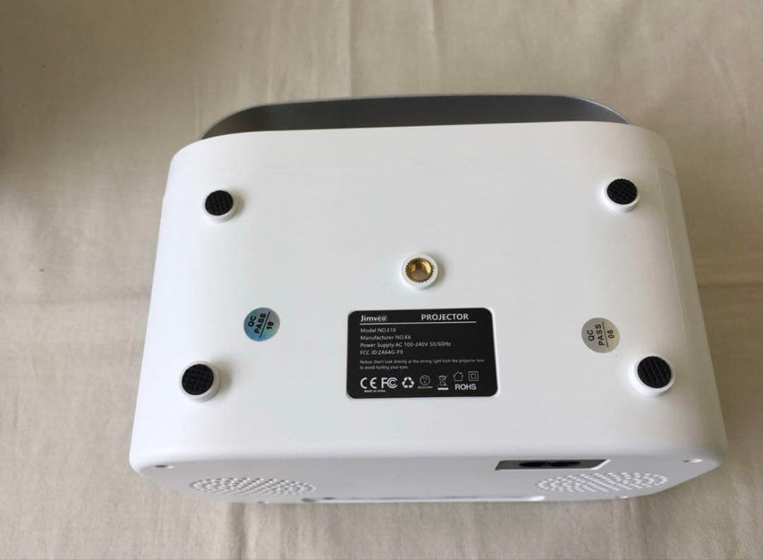 Jimveo プロジェクター　E18