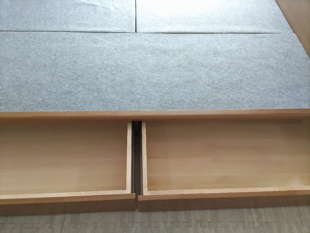 新春セール！札幌市近郊の方限定！送料無料！大塚家具 収納付きセミダブルベッド