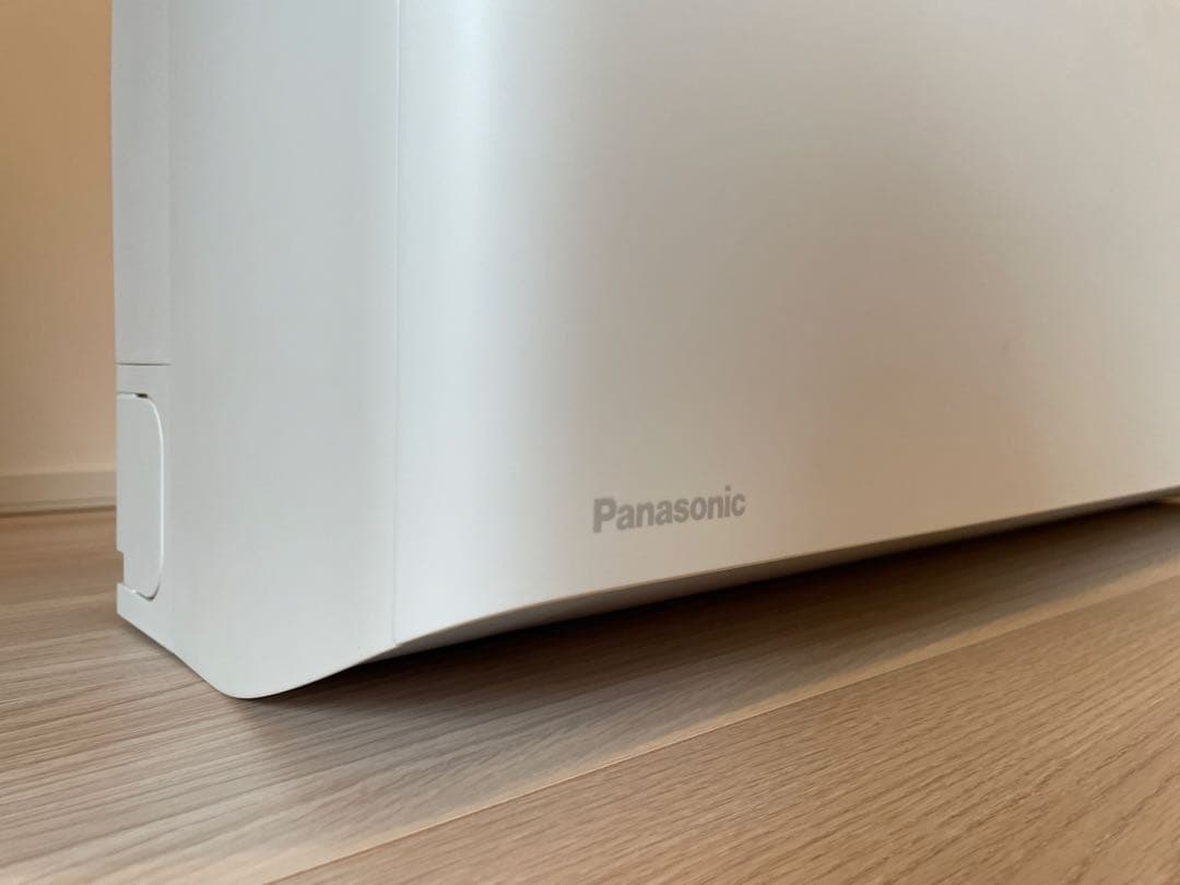 Panasonic Eolia ホワイトエアコン 本体
