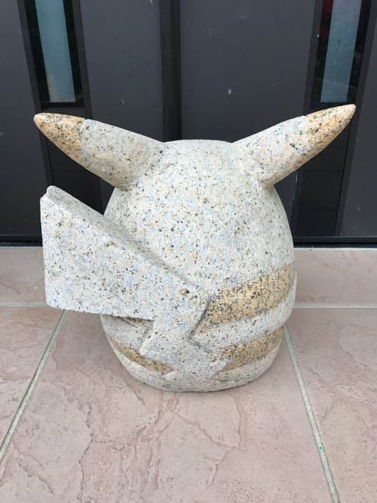 石像 インテリア 庭石