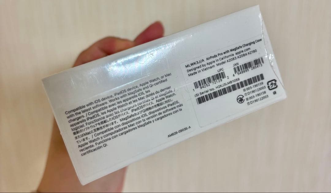 今だけ値下げ Apple AirPods Pro 新品未開封 ワイヤレスイヤホン