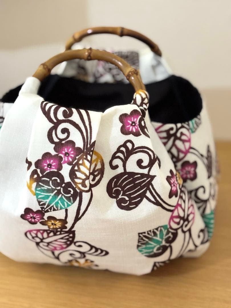 和装バック着物バック琉球紅型・琉球柄・葵の柄（白）入学卒業結婚七五三振袖お宮参り