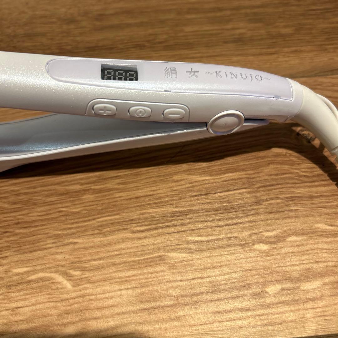 KINUKO 絹女　ヘアアイロン　ストレートアイロン　LM225