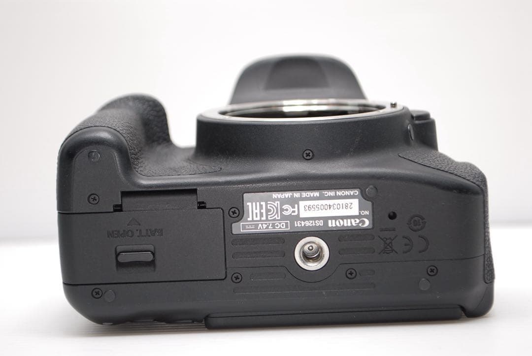 ▪️Canon kiss X7i▪️望遠レンズ付き 扱いやすい一眼レフ 美品