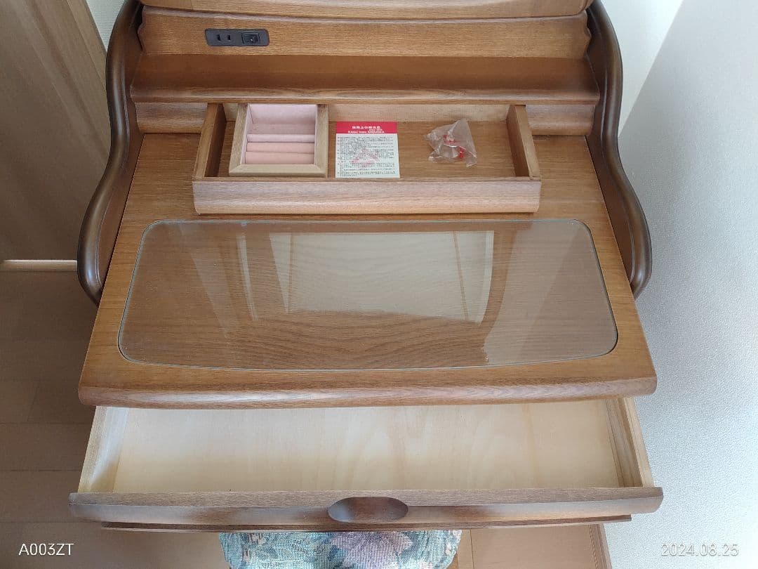 アンティーク鏡付きドレッサー(コンパクト)