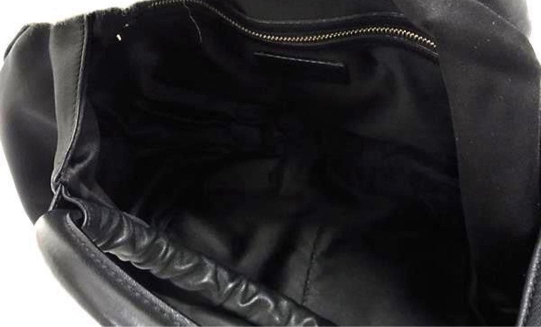 美品　ジョルジオアルマーニ　牛皮　GIORGIO ARMANI 定価30万