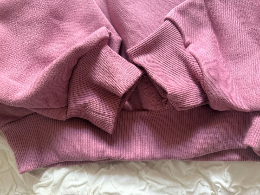 新品 Alo クロップドスウェット　ピンク