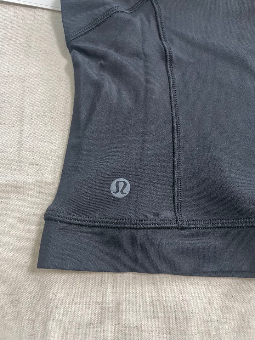 新品 ルルレモン It's Rulu Run Cropped Half Zip