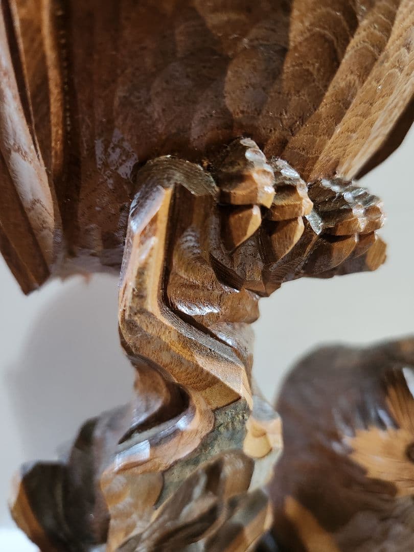 二羽の木彫り梟 フクロウ 天然木彫刻 置物 オブジェ 縁起物