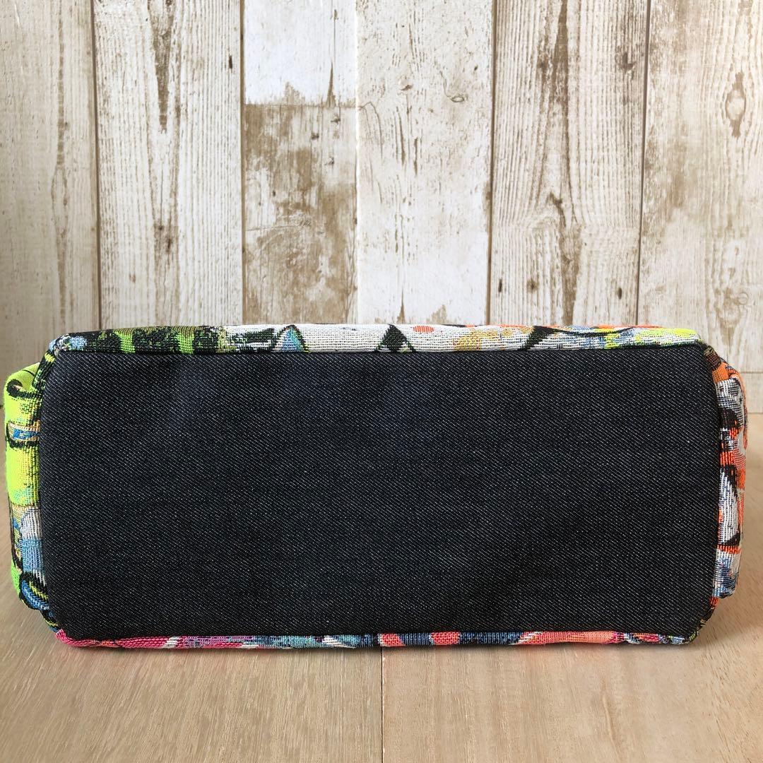 ショルダーバッグ　ハンドメイド　デニムリメイク　ブラック　ゴールド【新品デニム】