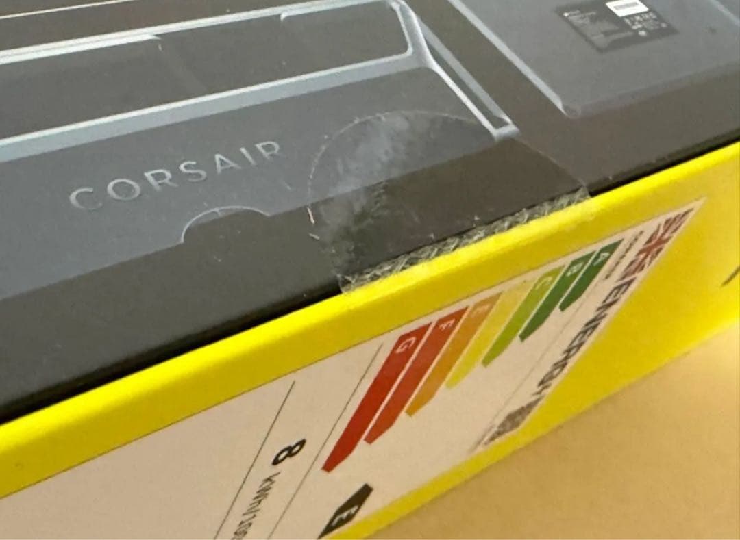 CORSAIR XENEON EDGE 15.6インチ