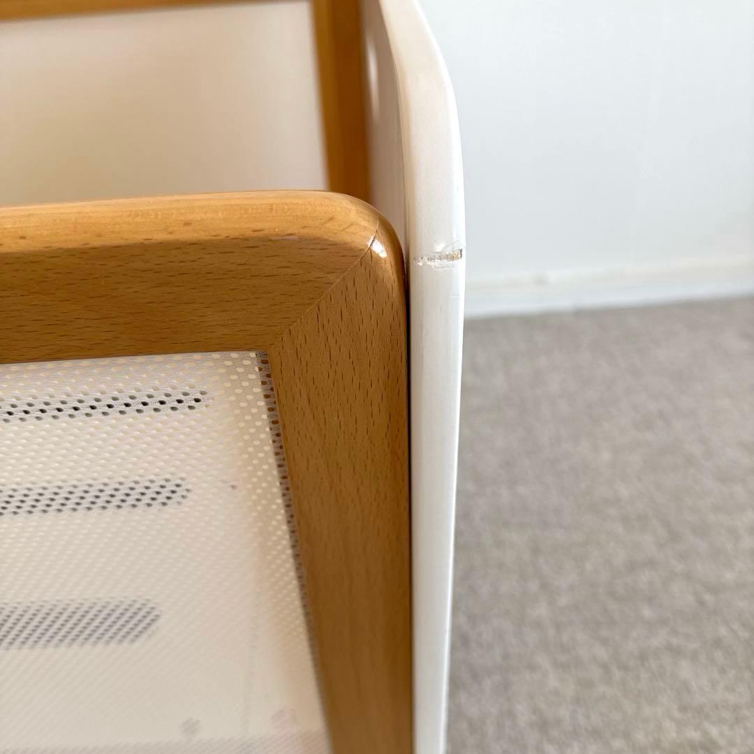 リリワゴン　木製ベビーベッド キャスター付き メッシュデザイン　ホワイト