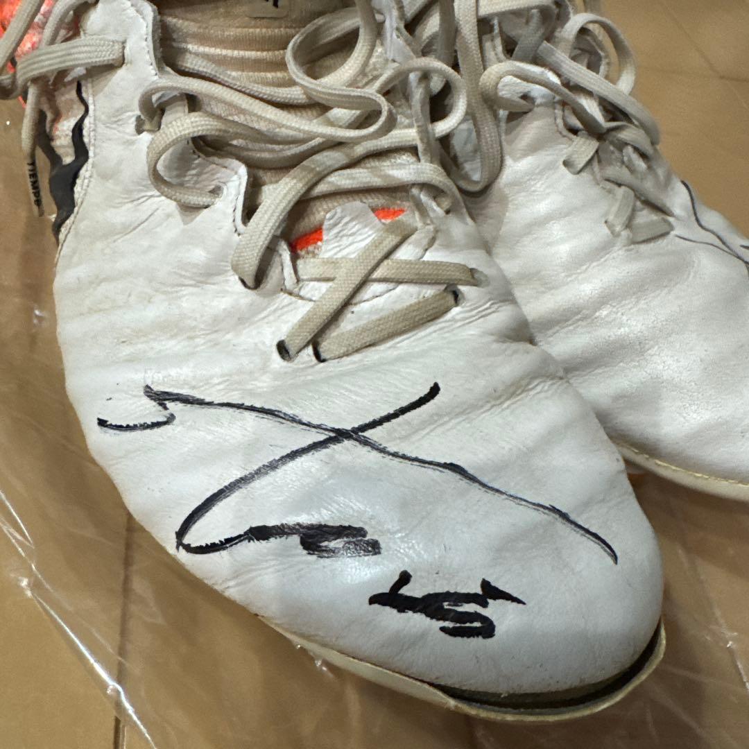 ガンバ大阪 佐々木翔悟 選手使用サイン入りスパイク