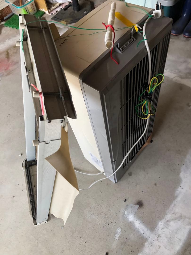 Haier 窓用エアコン。説明読んで 下さい。価格希望ありますか？リモコンあり