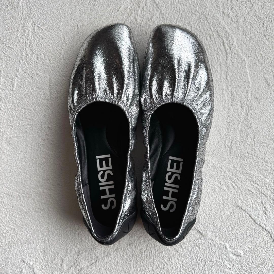 SHISEI シセイ GATHER LIC BALLET シルバー