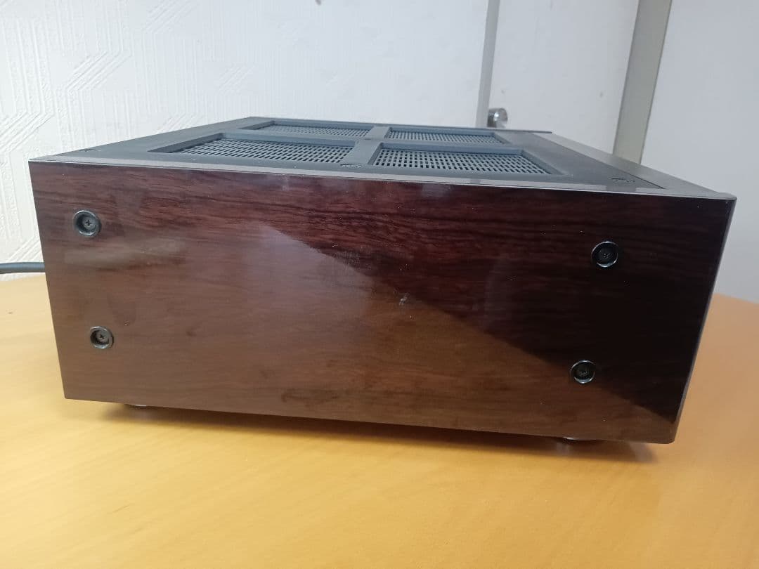 トモ　SONYプリメインアンプ　TA-F555ESJ通電確認のみ