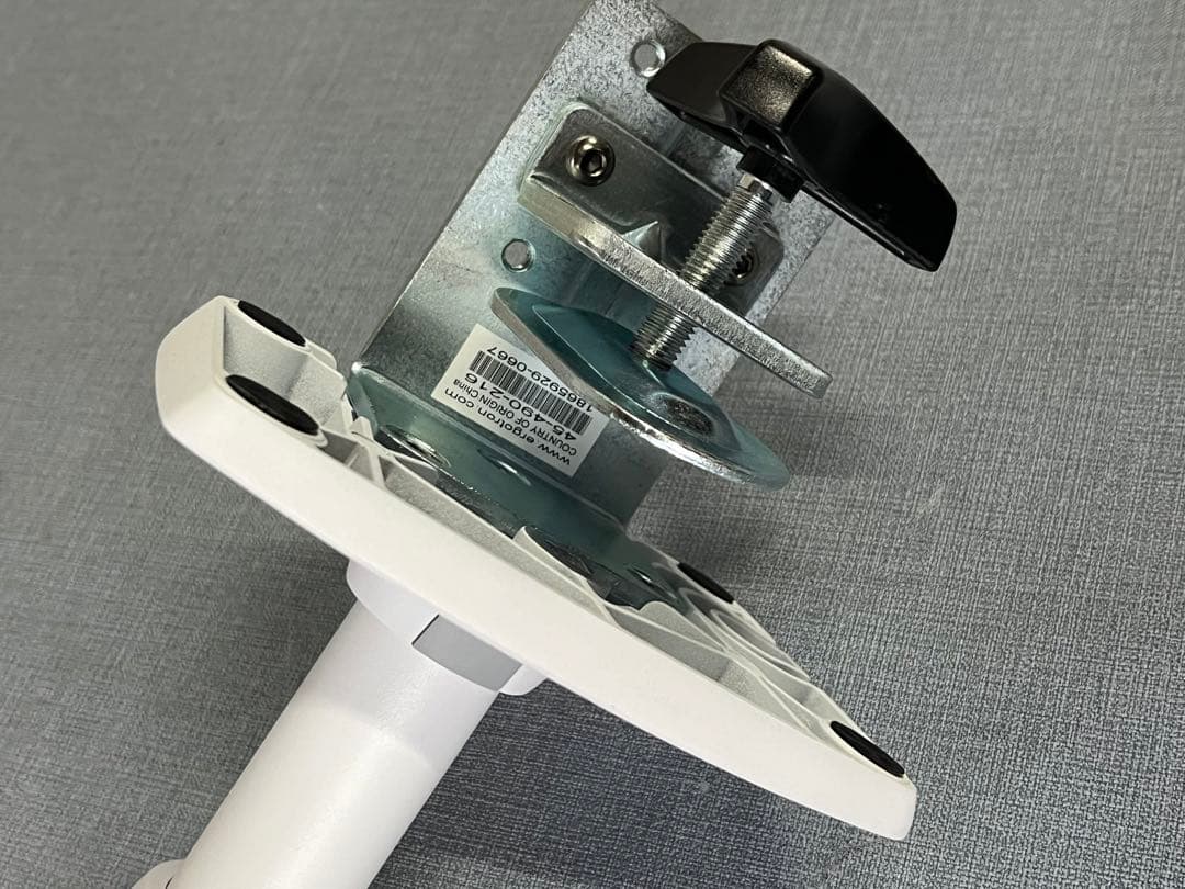 ☆ergotron モニターアーム ホワイト