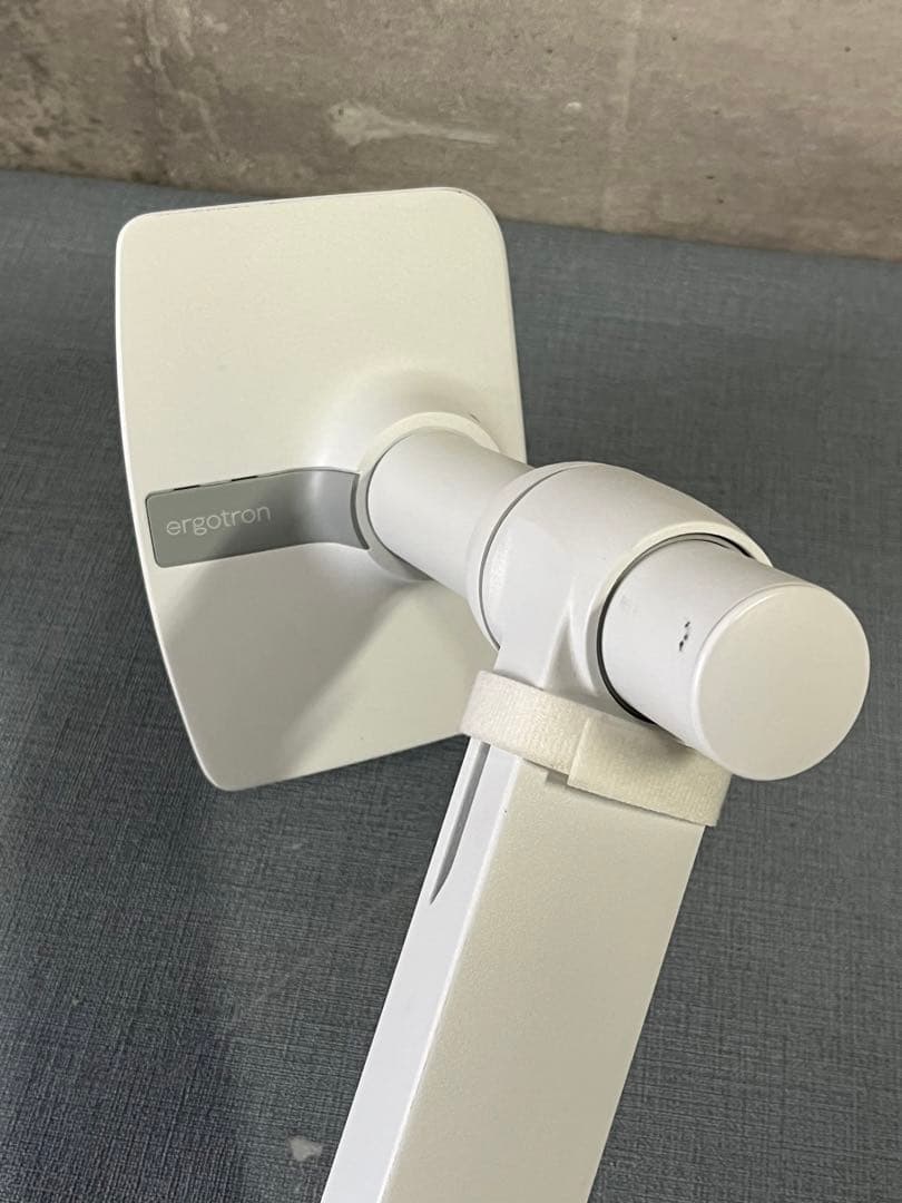 ☆ergotron モニターアーム ホワイト