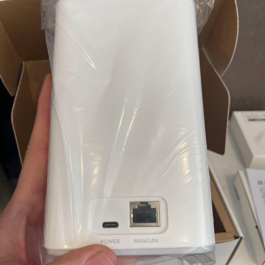 新品未使用ハイブリッドWi-Fi5G NC03 モバイルルーター クレードル付き