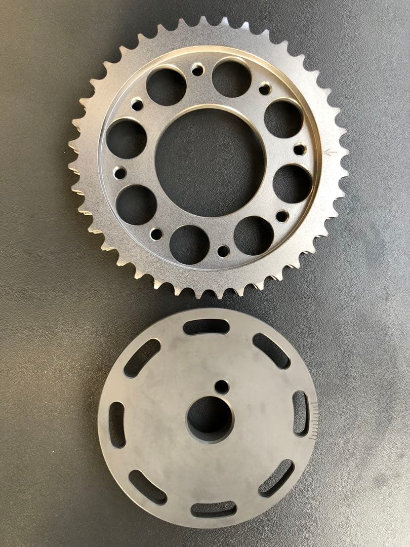 【新品】日産L6/L4 カムシャフト用カムスプロケット　調整式　L型エンジン