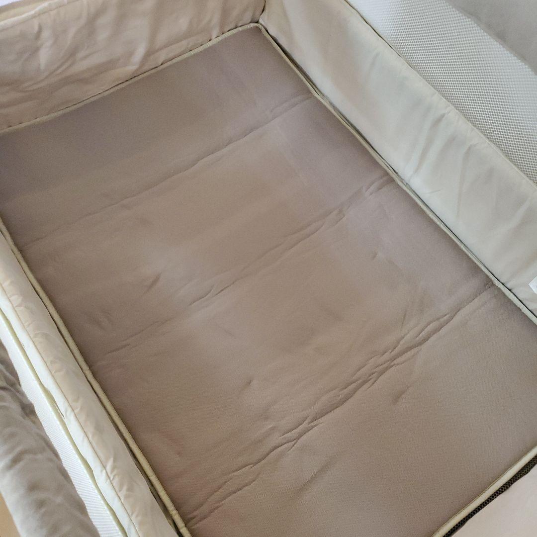 アップリカ ココネルエアープラス ベビー ベッド シュークリーム GR