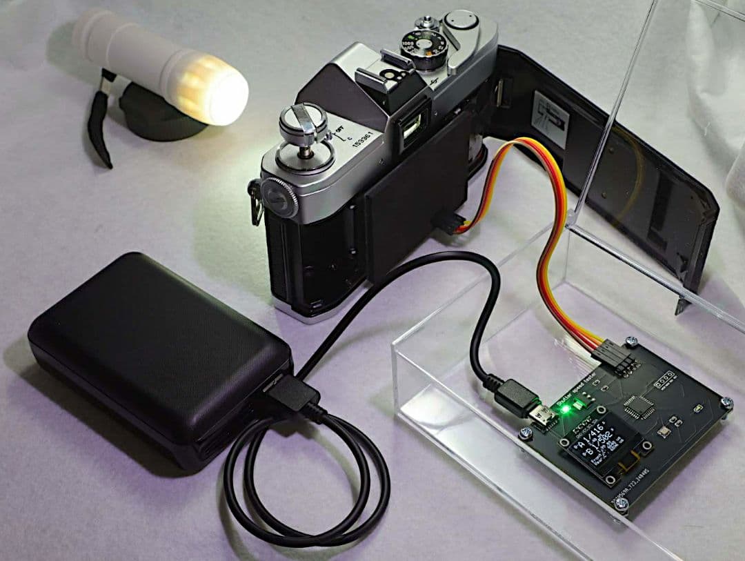 改良版シャッタースピードテスター（35mmフイルムカメラ用／光源ライト付き