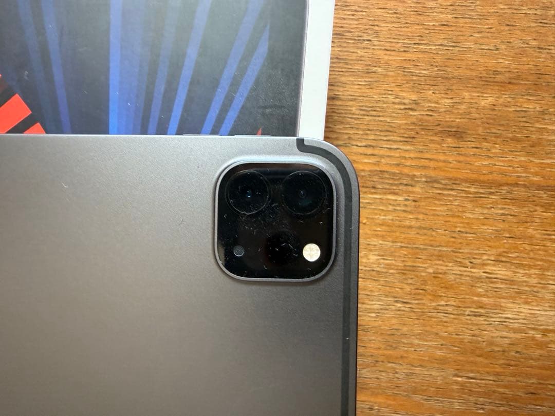 【ほぼ未使用】iPad Pro 12.9 第5世代 512GBセルラー ペン付