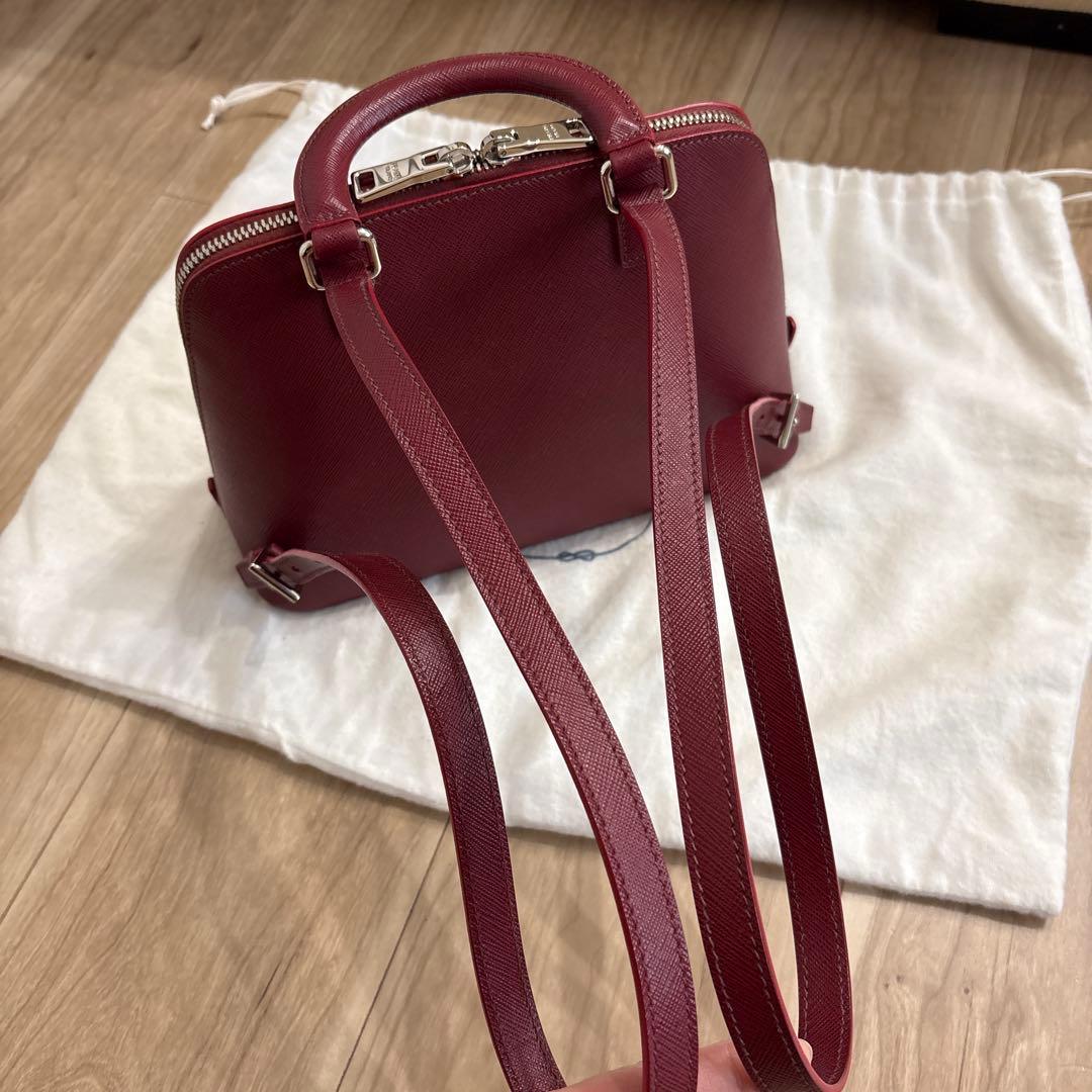 PRADA/プラダ　バーガンディ ハンドバッグ