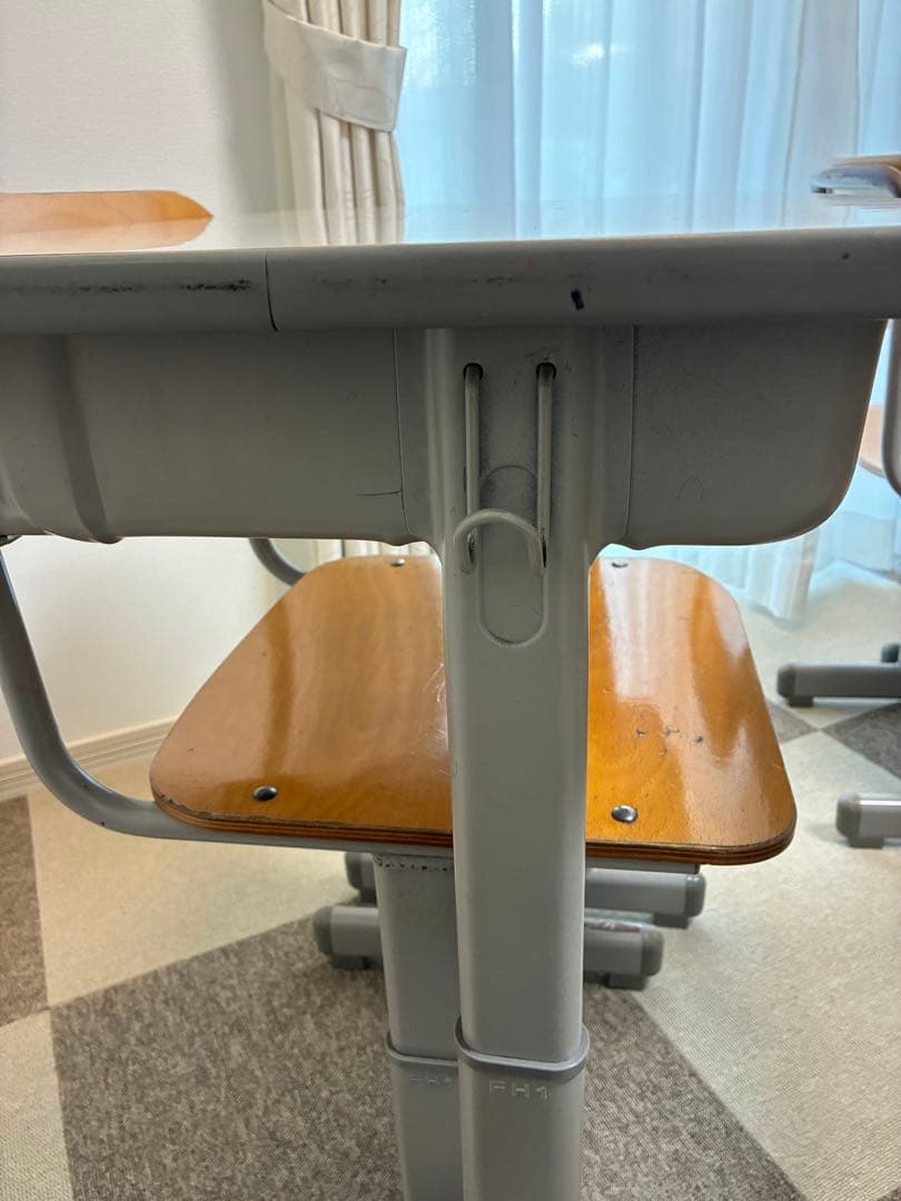 コクヨ　学習机と椅子セット　埼玉県引取限定