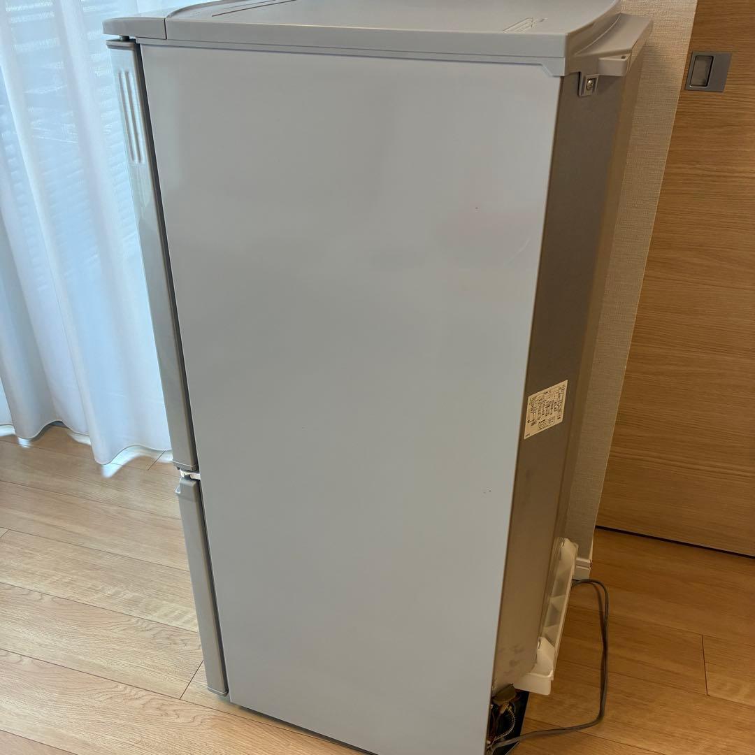 ★送料込 SHARP 冷蔵庫 137L シルバー SJ-D14D-S