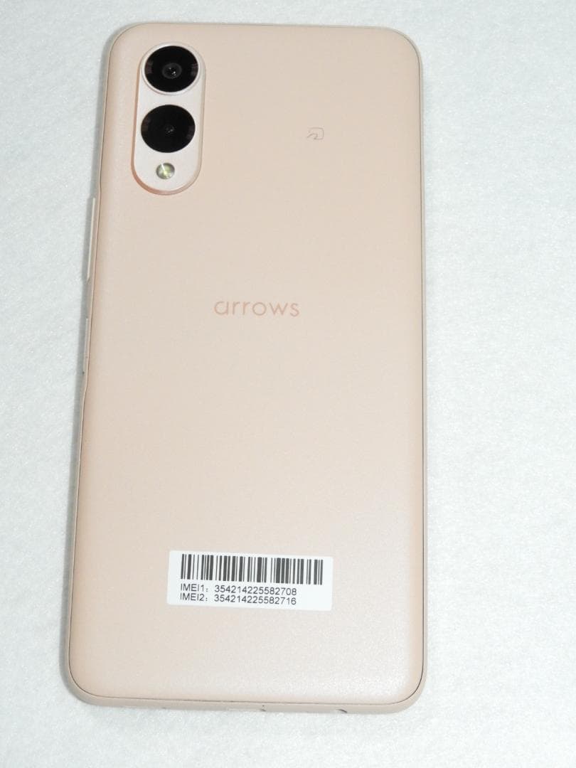 未使用 FCNT arrows We2 F-52E ライトオレンジ SIMフリー