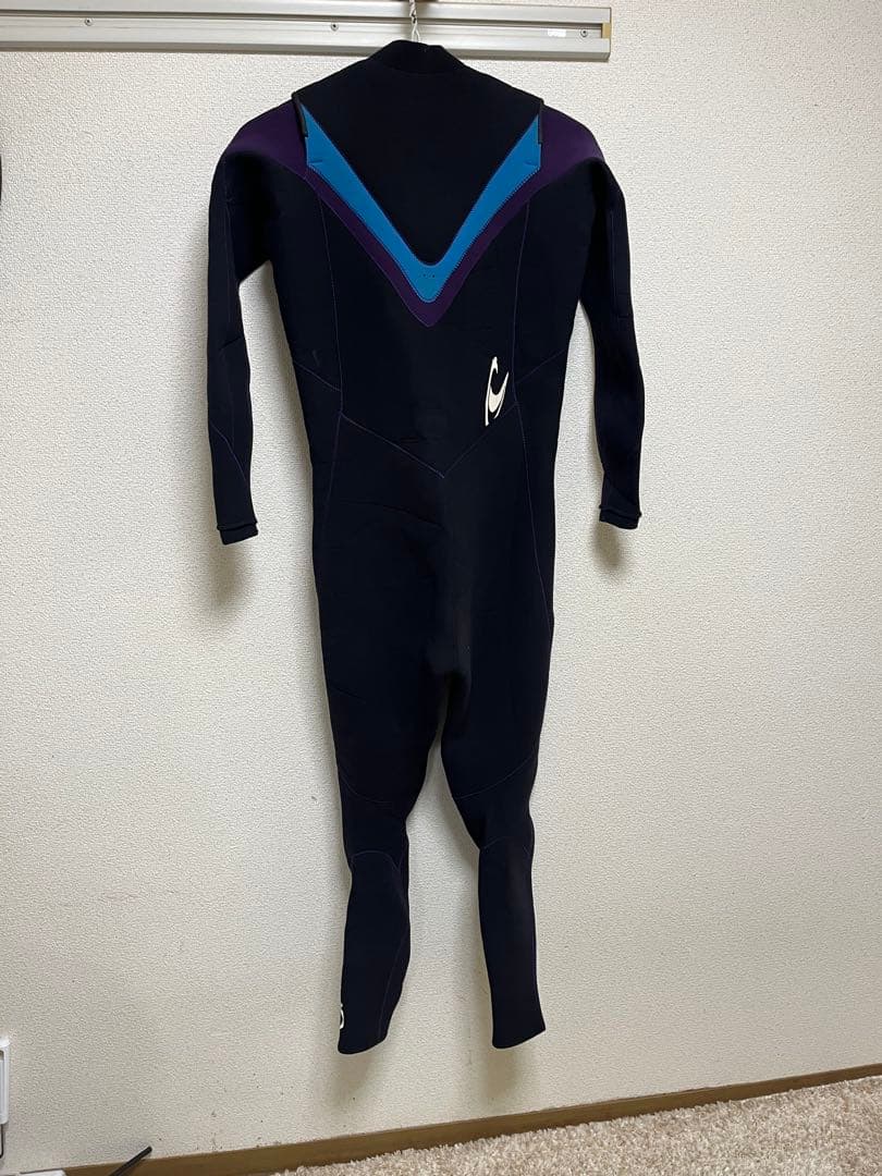 ジャーフル　O'Neill フルスーツ 3mm サイズM〜ML