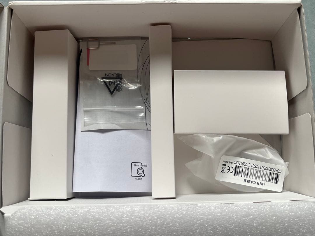 TCL TAB 8 WiFi 32GB 8.0インチ フィルムとケース付き