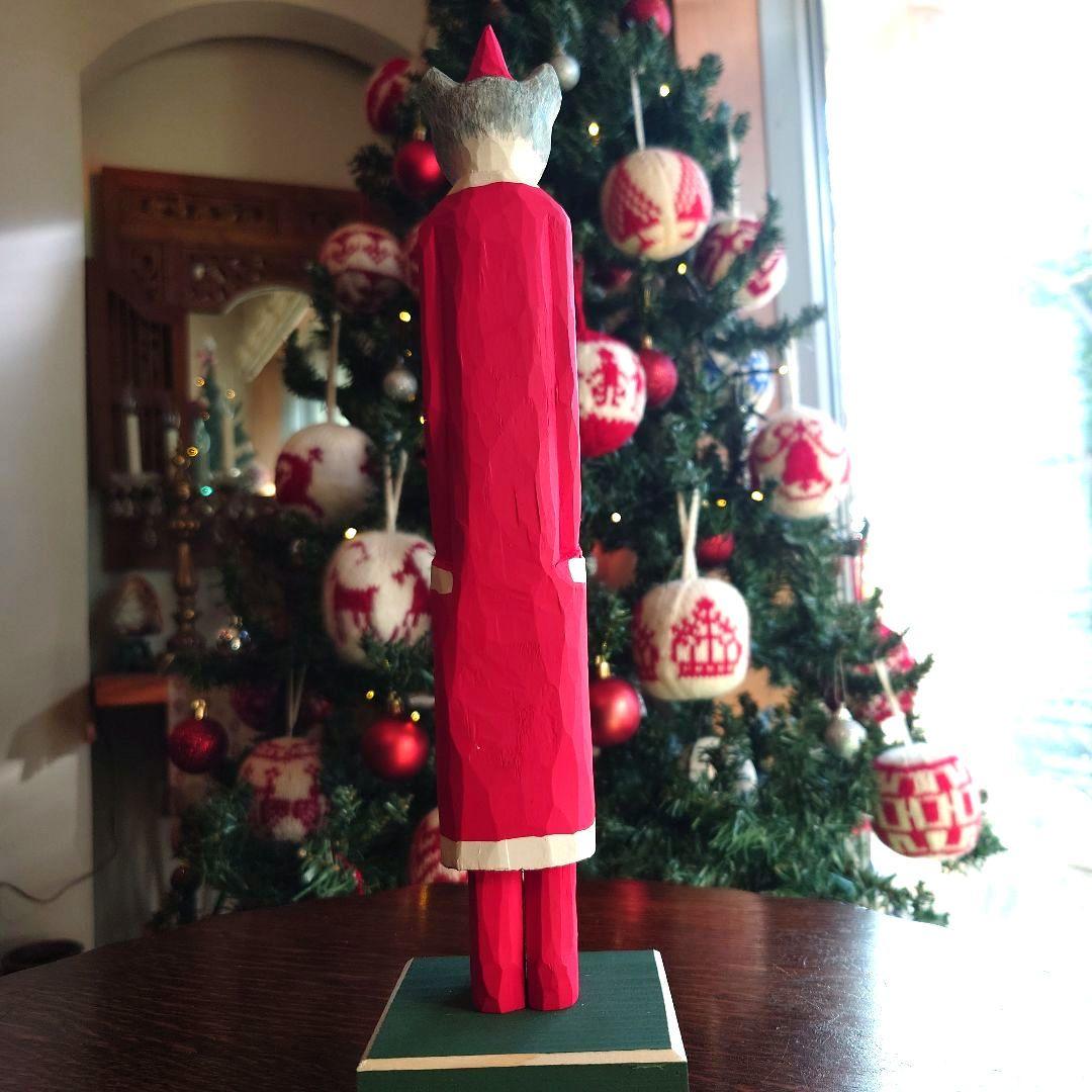イソベサンタ　アニマルサンタ　ネコ　動物シリーズ　木彫りのサンタ　木製　新品＊＊