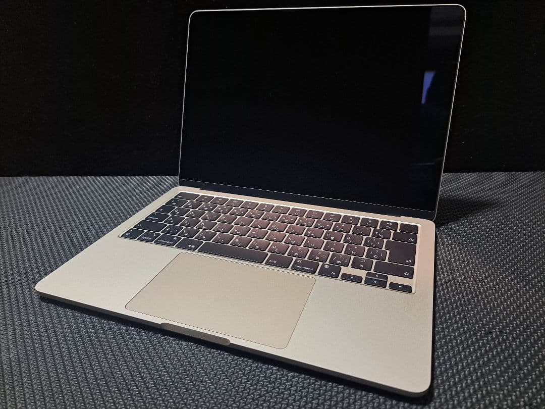 MacBook Air M2　スターライト メモリ16GB/SSD512GB