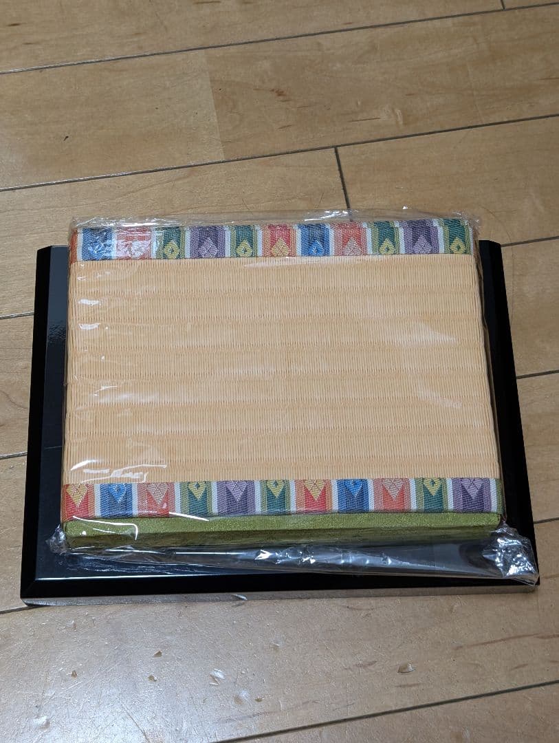 ひな人形用親王台　木製畳敷き　Z三五サイズ　間口24㎝　送料無料