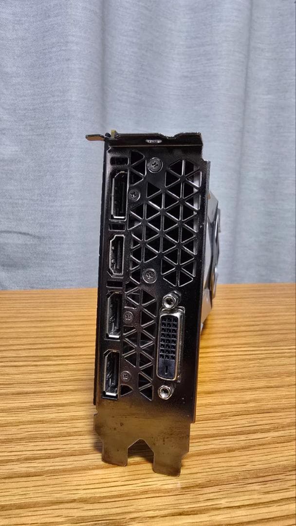 グラフィックボード・グラボ・ビデオカード GeForce GTX 1070Ti Founders Edition