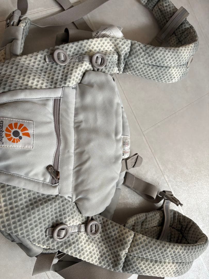 エルゴベビー　メッシュ抱っこ紐 オムニブリーズ