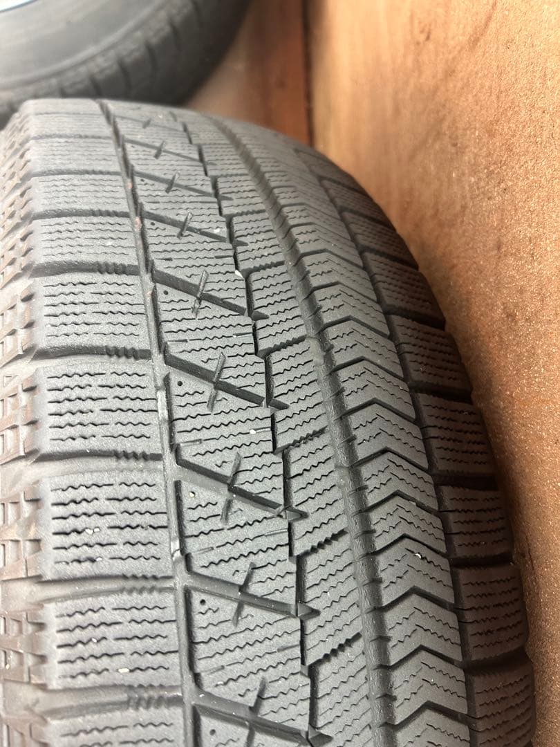 【美品】joker スタッドレス 185/60R15 PCD100 シエンタ