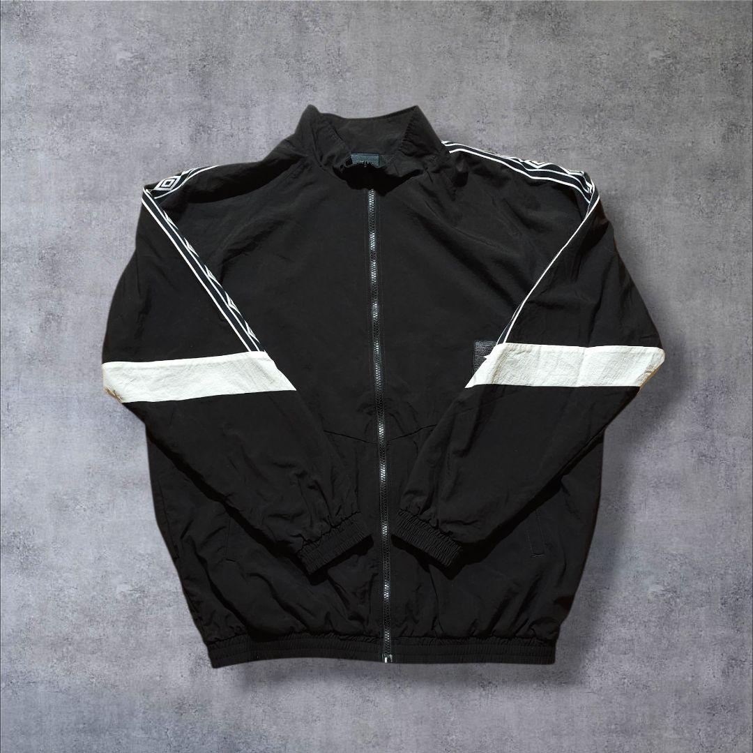 90s umbro アンブロ ナイロンジャケット 刺繍ダブルダイヤモンド y2k
