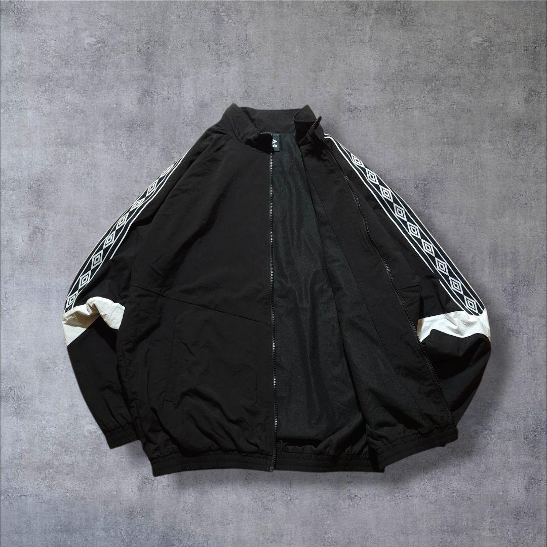90s umbro アンブロ ナイロンジャケット 刺繍ダブルダイヤモンド y2k