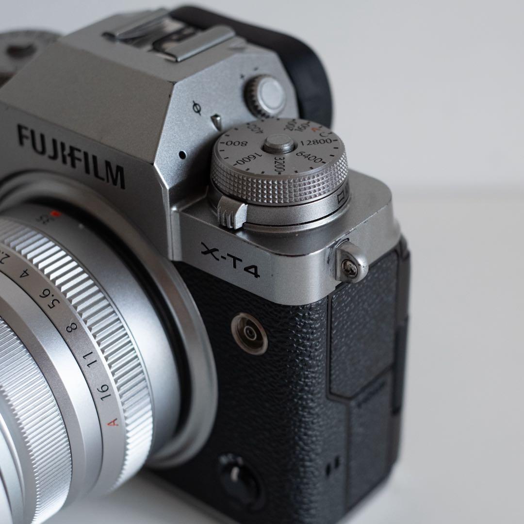 Fujifilm X-T4 シルバー