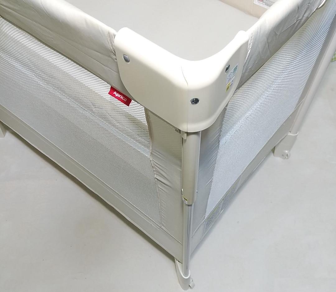 美品　アップリカ ココネルエアー　べビーベッド　クリーニング済　ヤケ、シミ汚無